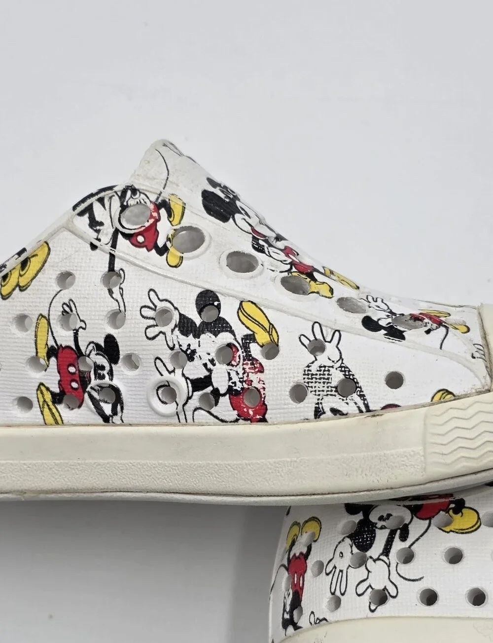 Native x Disney Jefferson toddler Mickey Mouse shoes size 5